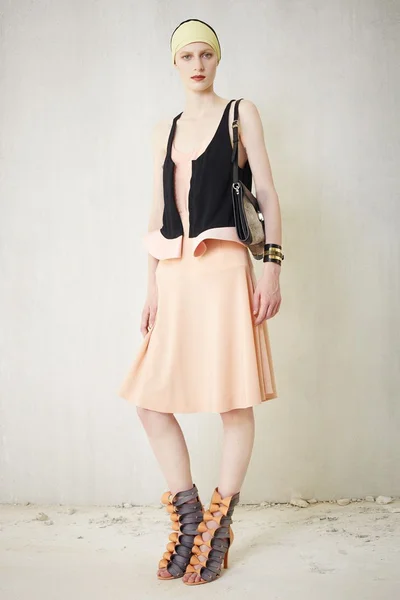 Look 12